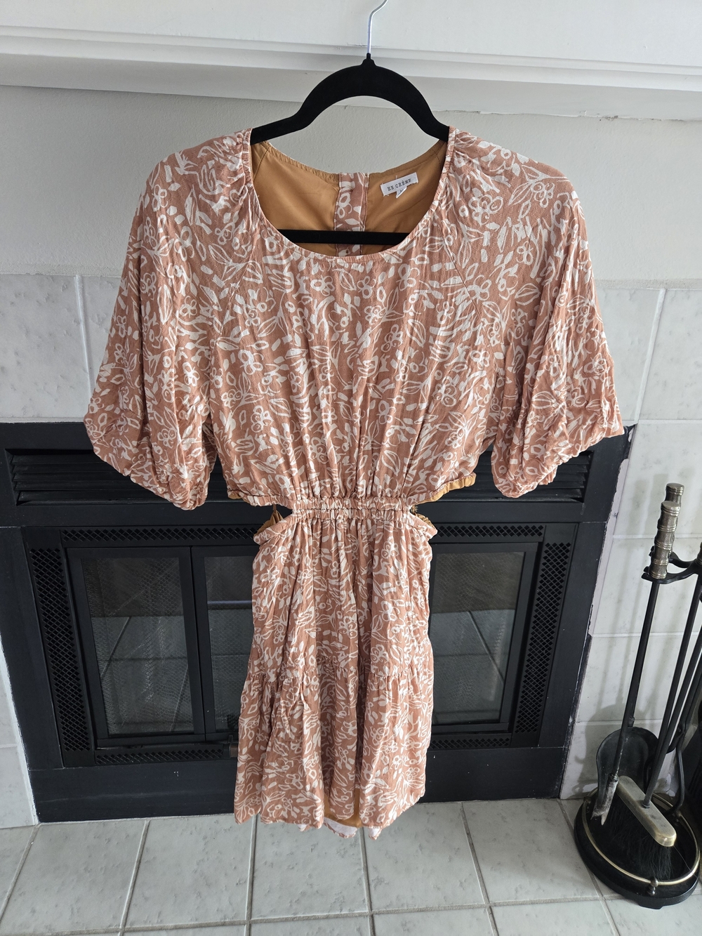 En Creme Peach-White Floral Mini Dress